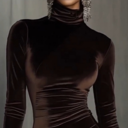 Robe élégante asymétrique à bordure en dentelle pour femme